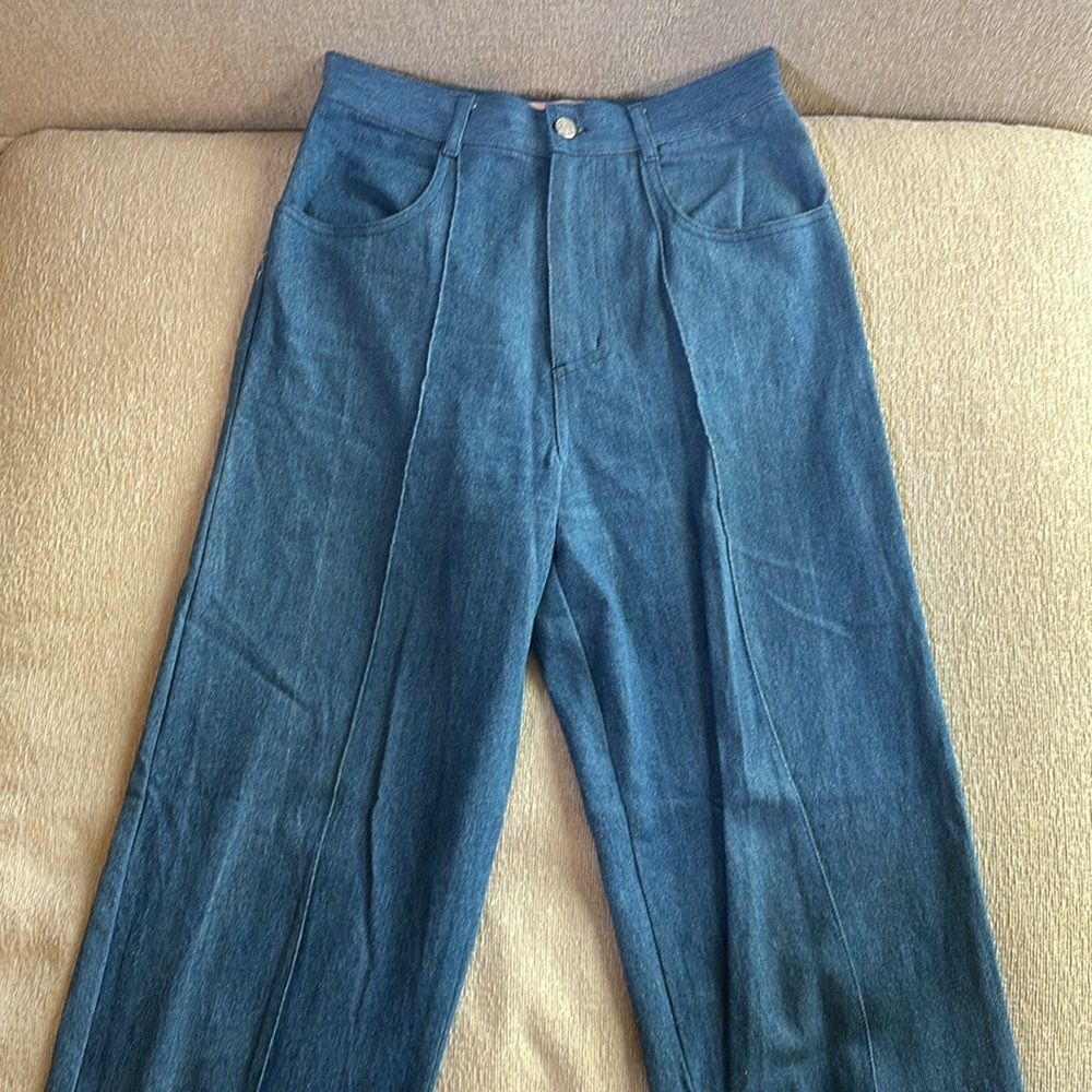 Lisa Says Gah Robyn Jeans | size 27 | Light Indigo - Picture 5 of 7